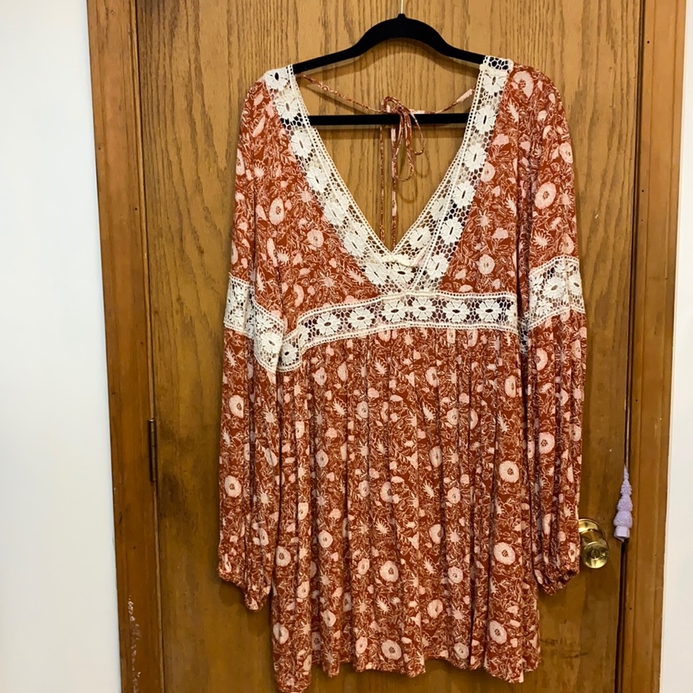 NWT Rust V-Neck Bohemian Dress sz L